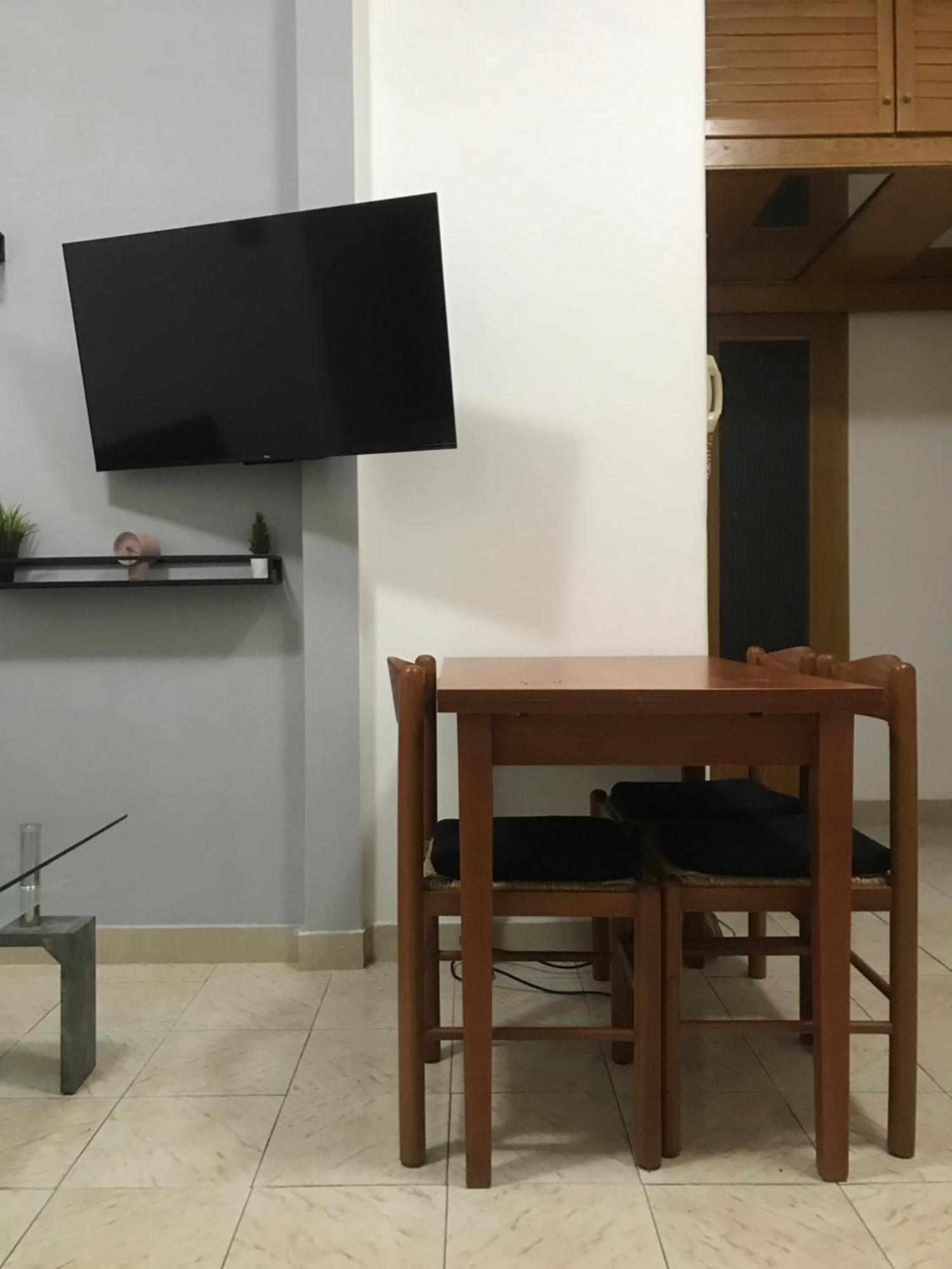 La Casa Di Fantozzi - 5 Stelle Appartamento Elegante ローマ エクステリア 写真